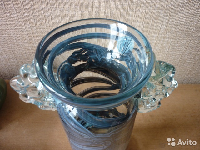 Стеклянная ваза— фотография №3