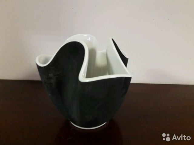 Фарфоровая ваза Кристалл, лфз— фотография №2