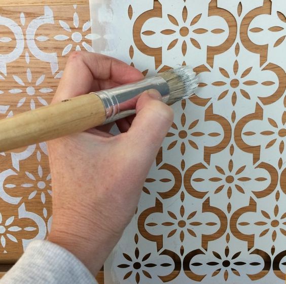 astuces et conseils pour personnaliser les meubles Ikea avec des motifs divers