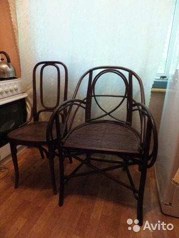 Старинное Кресло и Стул— фотография №1