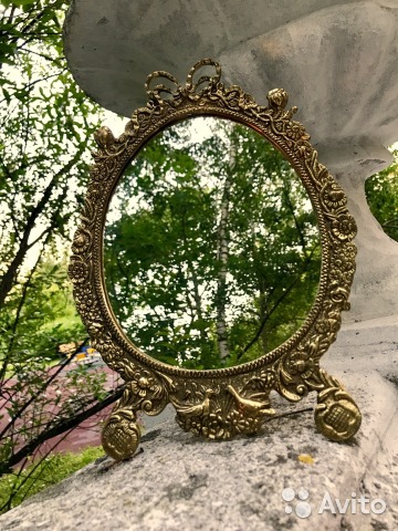 Старинное зеркало бронза 28,5 на 20,5 см винтаж— фотография №1