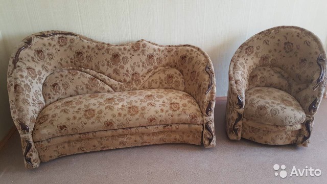 Два дивана и кресло цена 3000— фотография №2