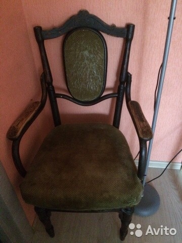 Два старинных кресла— фотография №2