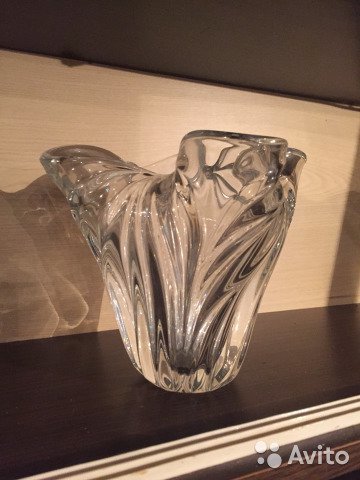 Продам хрустальную вазу интересной формы— фотография №2
