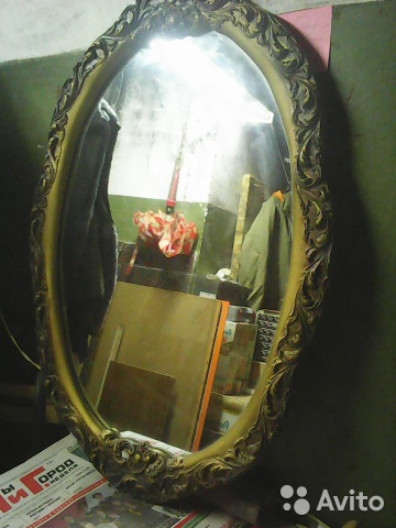 Большое зеркало в рамке под старину— фотография №1