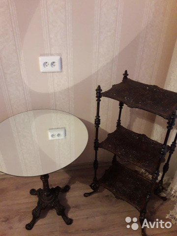 Этажерка и стол зеркальный (антиквариат)— фотография №2