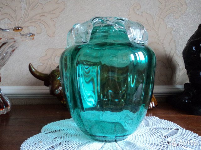 Старинная ваза для цветов Бутон Цветное стекло— фотография №1