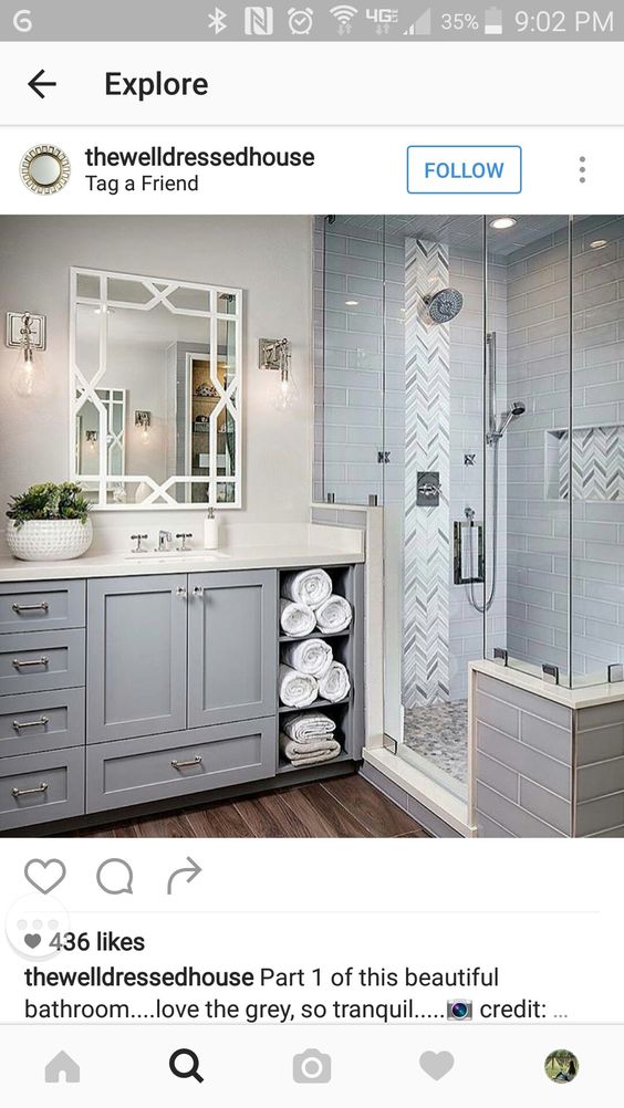 Such a pretty bathroom! Love the open shelves for towels