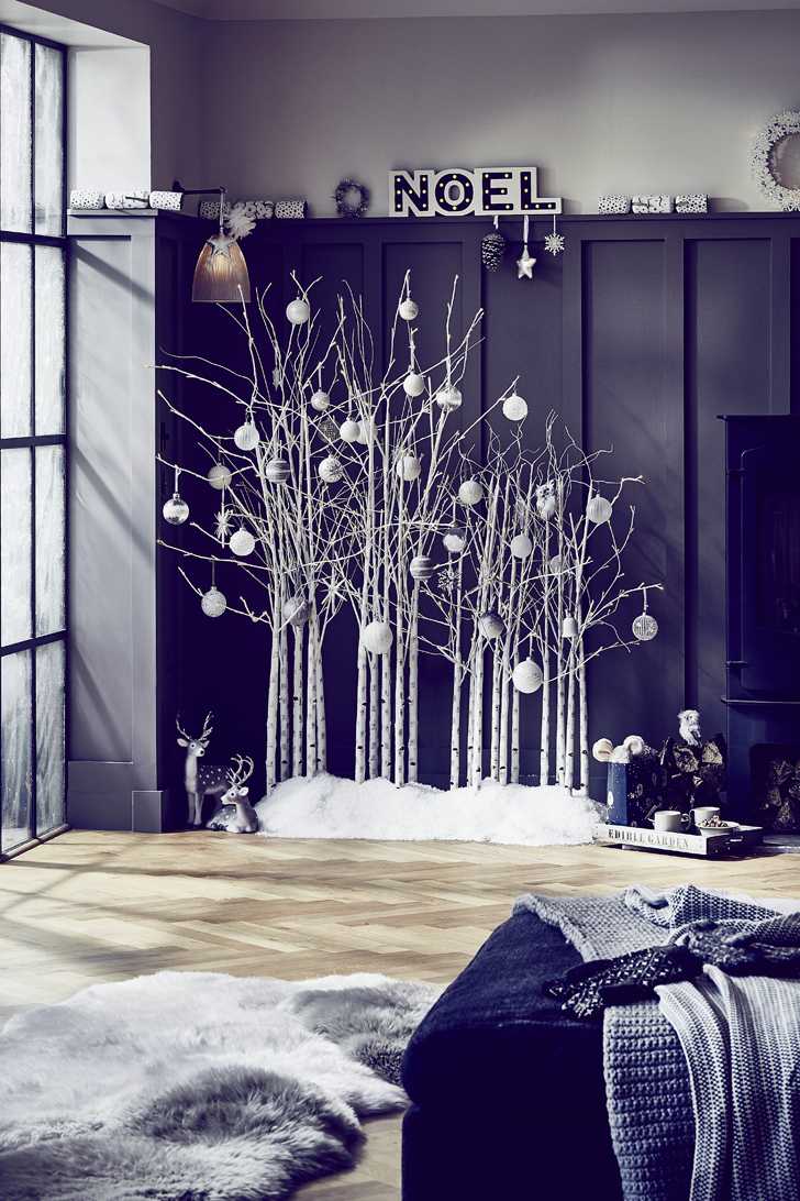 John Lewis Christmas 2015, Christmas trees, lights