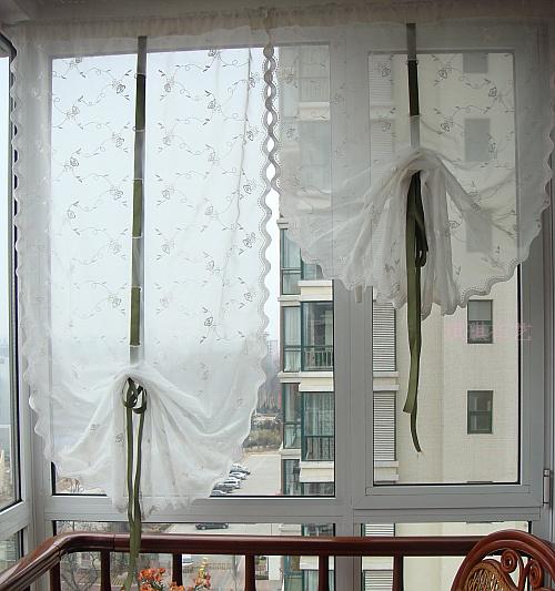 Princess-wind-rose-milky-white-yarn-curtain-finished-product-embroidery-window-screening-curtain-balloon-anode-screening.jpg