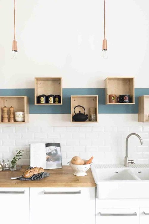 10 Clever Ideas For Small Kitchen Decoration