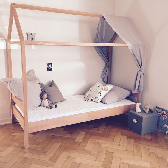 Kinderbett "Haus" 90x200 cm von kindken - Massivholz Buche. Made in Germany! #kindken #kinderbett #hausbett #spielhaus #onlineshop