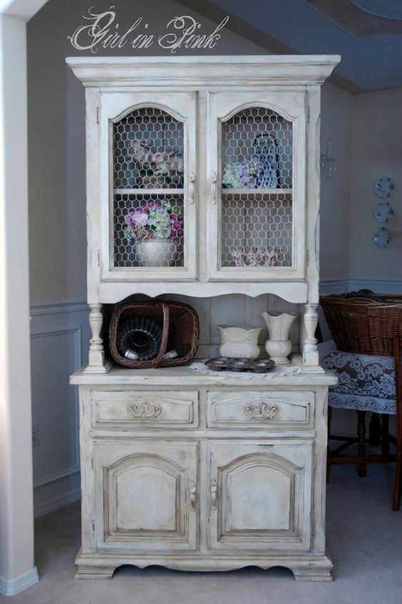 Chalk paint hutch from Girl in Pink