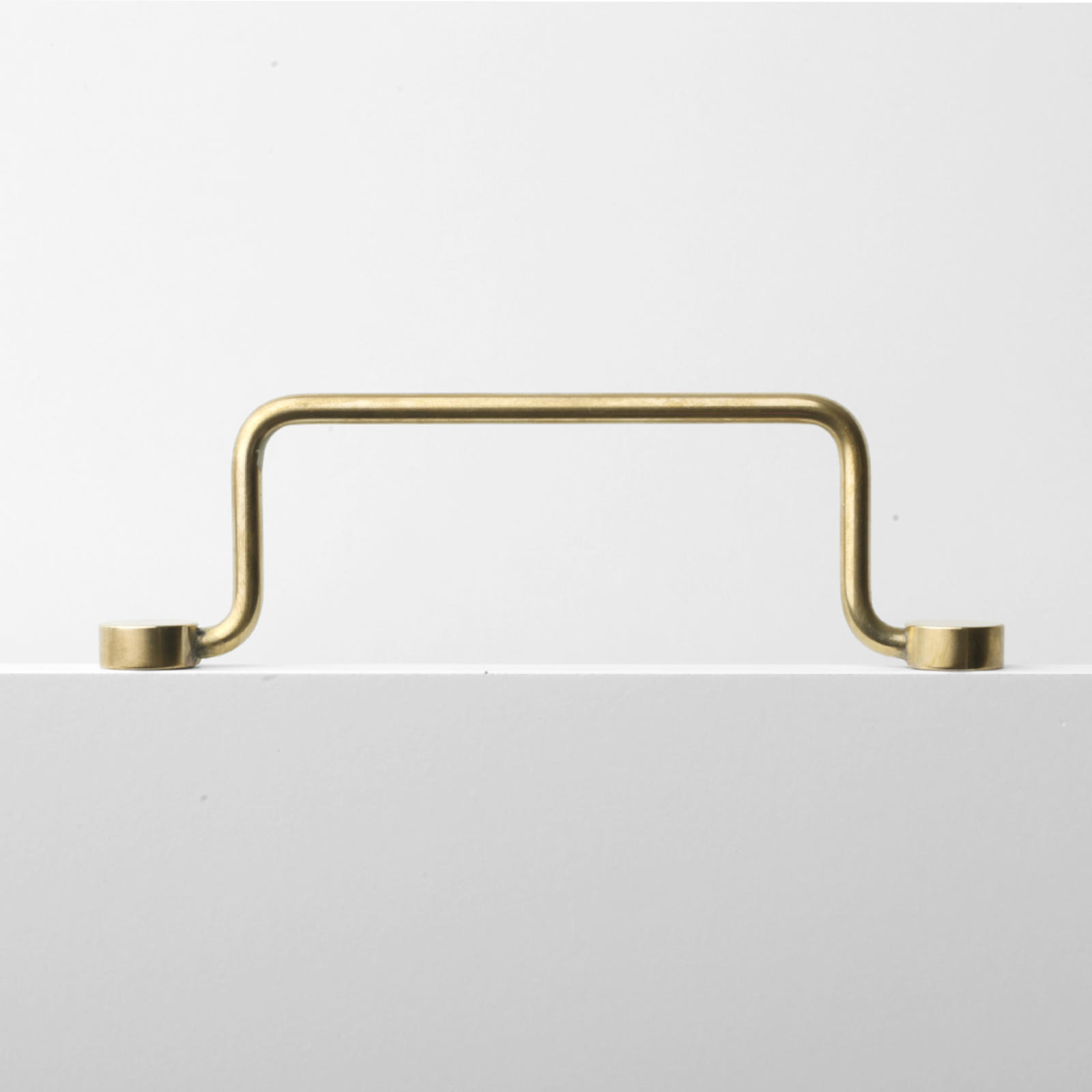superfront-handle-wire-brass.jpg