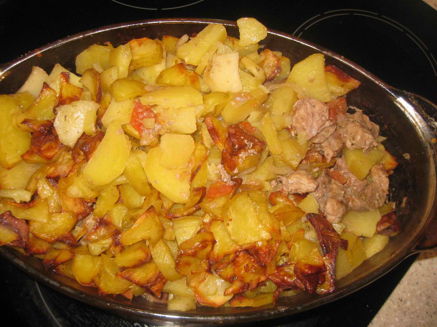 Жаркое из свинины в духовке с картошкой в утятнице
