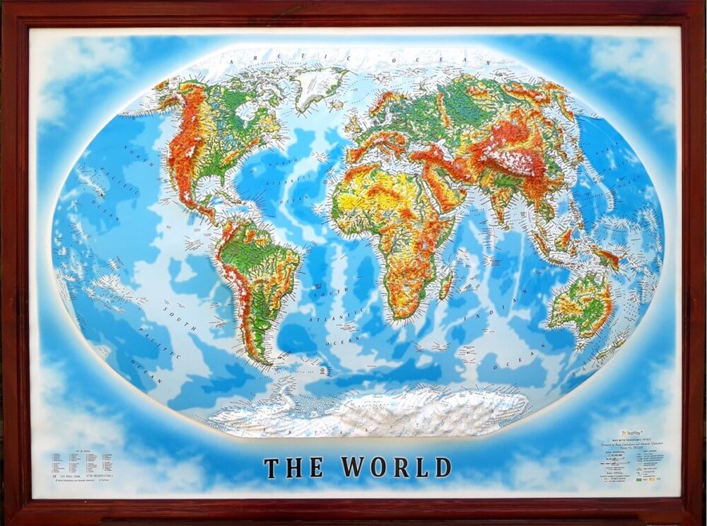 Рельефная карта "World"