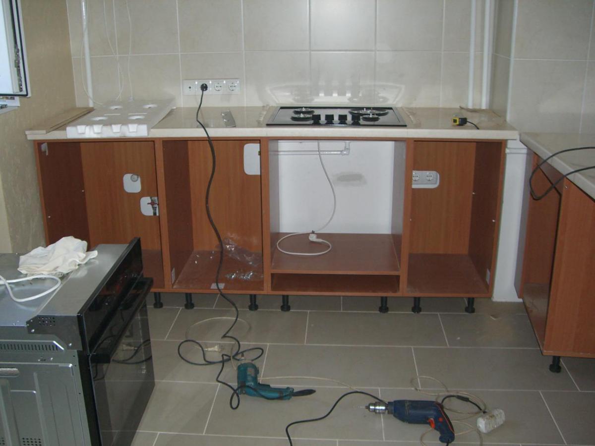 Установка посудомоечной машины на кухне икеа